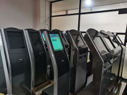 Система управления очередями в киосках для выдачи билетов на токены с светодиодным дисплеем